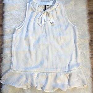 Joe’s jeans sleeveless shirt white size M
